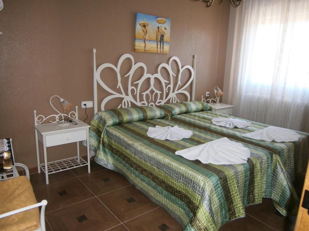 Apartamento Pension La Via Lactea Hotell Frómista Rum bild